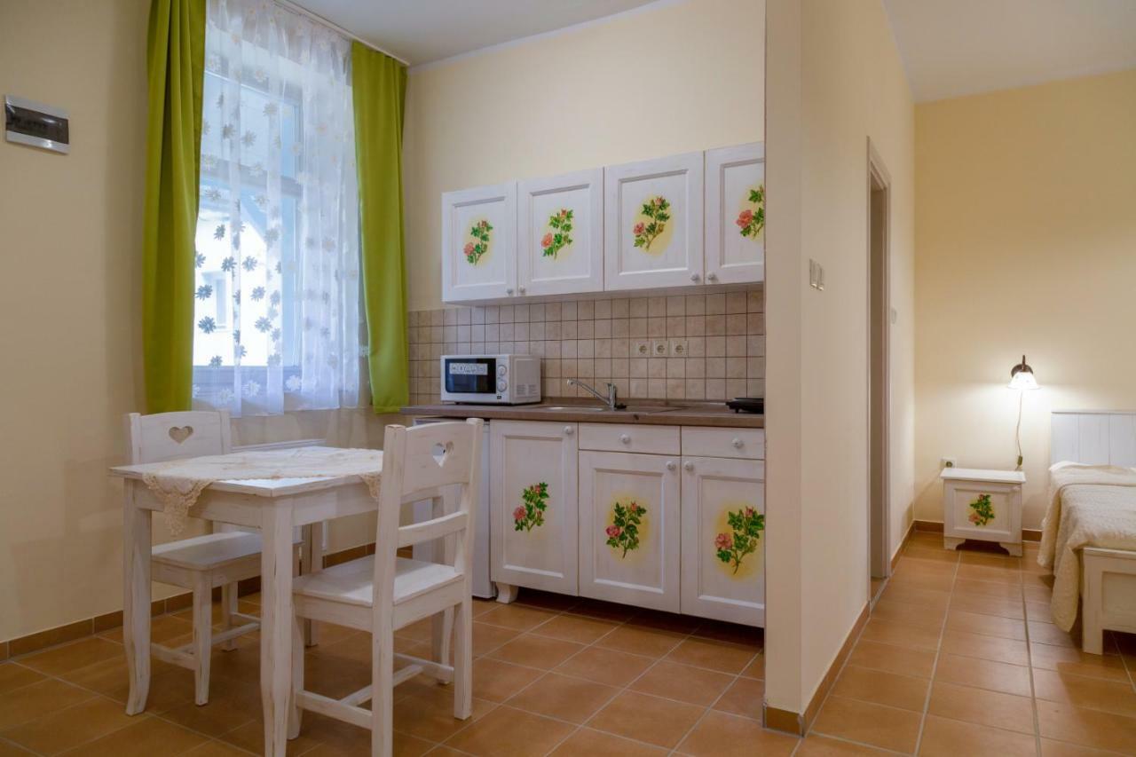 Balzsam Apartmanhaz Maison d'hôtes Harkány